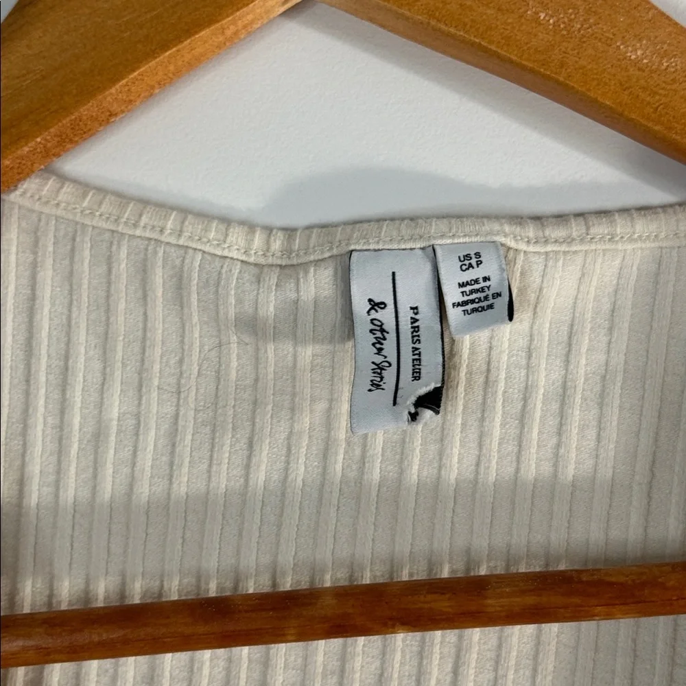 & Other Stories Cream Ribbed Tie-Front Short Sleeve Top - Picture 2 of 4